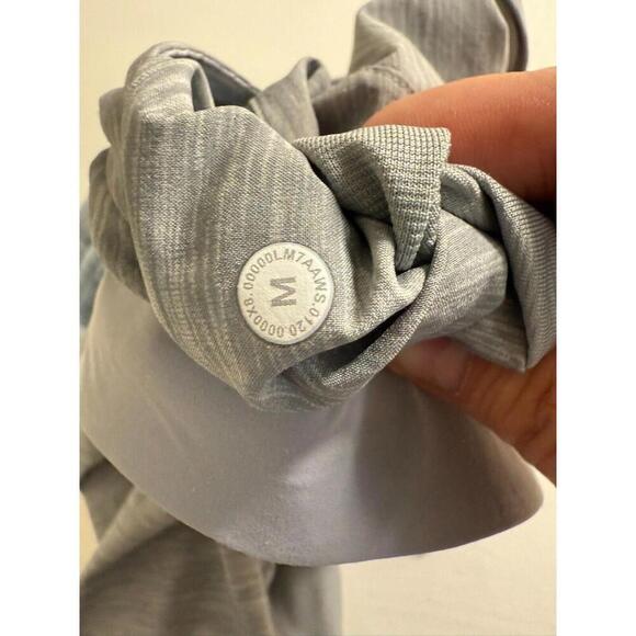 Lululemon T.H.E. Short *Linerless 9" Updated Gray Size Medium Performance Gym - Picture 4 of 5